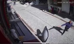 Sokakta yürürken kafasına anten düştü