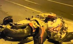 Tek Teker Giden Motosikletli Taksiye Çarptı: 1 Ölü, 1 Yaralı
