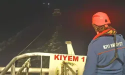 Sürüklenen tekne son anda kurtarıldı