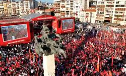 CHP İzmir Mitingine yoğun katılım