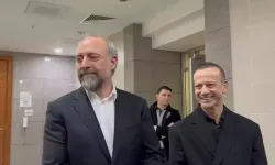 İki ünlü isme hapis cezası!