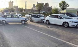 Sivas'ta 3 araçlı kazada 4 yaralı