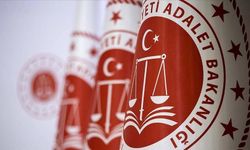 Adalet Bakanlığı'nda bakan yardımcılığı kaldırıldı