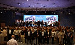 Genç Memur-Sen Türkiye Buluşması’nda Gençlere Övgü ve İlham