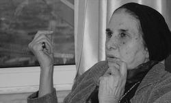 Ayşe Şasa anıldı!