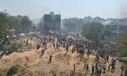 Düşen uçaktan dakikalar önce kurtuldu