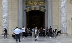 Çamlıca Camii’nde bayram namazı kılındı