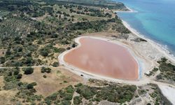 Çanakkale'de 'Kalpli Göl', pembe rengiyle büyülüyor!