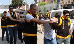 İş yerini kumarhaneye çevirdiler!