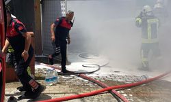 Otomobil alev aldı