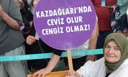 ÇANAKKALELİ KÖYLÜLERİNDEN ANLAMLI PANKART