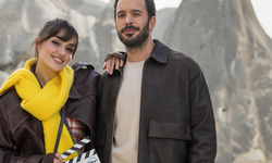 Hande Erçel ve Barış Arduç'tan dikkat çeken tanıtım!