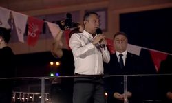 “Millet İradesine Sahip Çıkıyor” Mitingi Başladı: Özgür Özel Meydanda Konuşuyor