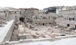 Tarihi Gön Hanı yenileniyor