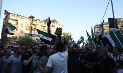 İsrail'in hava saldırıları Suriye'de protesto edildi