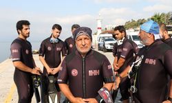 Antalya’da 15 Temmuz Anısına Denizde Türk Bayrağı Açtılar