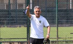 Burhanettin Basatemür: “Karşıyaka’yı Yoracak Oyuncu Almayacağız”