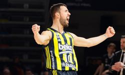 Fenerbahçe’nin Efsanesi Bırakmıyor