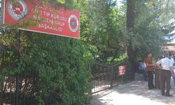 Yolda karşılaştığı 4 kişi tarafından dövüldü!
