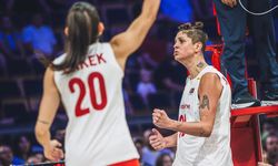 Milli Voleybolcu Ebrar Karakurt'a eleştiri yağmuru!