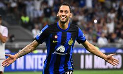 Çalhanoğlu İçin Dev Rekabet! Fenerbahçe Bastırıyor, Galatasaray Çekildi