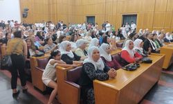 Dem Milletvekilleri yerini kadınlara verdi!