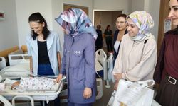 AK Parti kadın kolları, annelerle buluştu!
