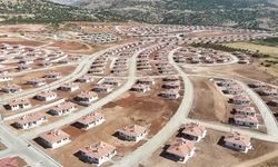 Deprem Konutlarında Teslim Başladı