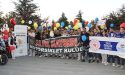 Kanserle Mücadele Eden Çocuklar İçin Balon Uçurdular