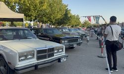 Konya’da 3. Klasik Otomobil Sergisi Ziyarete Açıldı