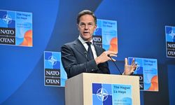 Rutte'den, savunma sanayisi üretim seviyelerini yüksek tutma çağrısı