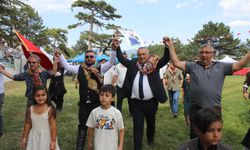 Domaniç Yağlı Güreşleri’nde Başpehlivan Nedim Gürel