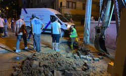 Kocaeli'de Hasar Gören Boru Mahalleyi Kokuttu
