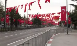 İstanbul'da 30 Ağustos Zafer Bayramı kutlamaları nedeniyle bazı yollar kapandı