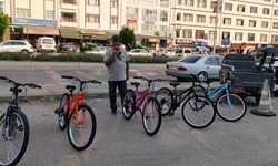 Kız Çocuklarının Hayalini Gerçekleştiriyorlar