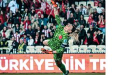 8 MAÇTA GOL YEMEDİ, 4 GOL ATTI