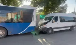 Orduevi Kavşağı’nda Kaza: 8 Kişi Hastaneye Kaldırıldı
