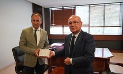 Polatlı Ticaret Borsası, öğrencilere kırtasiye desteği sağladı