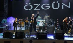 Şarkıcı Özgün Uğurlu'dan  Eskişehir konseri