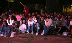 Türkiye-İspanya maçı Eskişehir'de  dev ekranda gösterildi