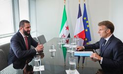 Cumhurbaşkanı Şara, Fransa Cumhurbaşkanı Macron ile görüştü
