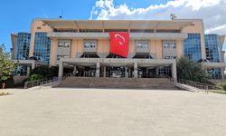 Edirne’de Şehit ailesini dolandıran 11 şüpheli adliyede
