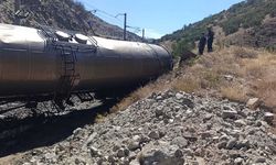 Malatya'da iki yük treni kafa kafaya çarpıştı