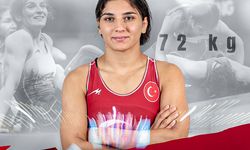 Nesrin Baş, Dünya Güreş Şampiyonası’nda dünya ikincisi oldu