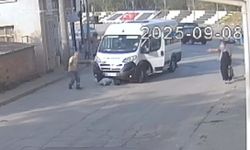Tekirdağ’da Servis Minibüsü Anne ve Oğluna Çarptı