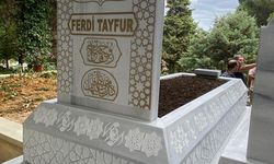 MHP Genel Başkanı Bahçeli, Ferdi Tayfur’un Kabrini Yaptırdı