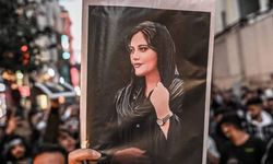 Başörtüsü Tartışmalarının Sembol İsmi: Mahsa Amani