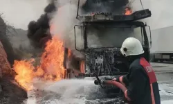 Otoyolda tanker alev aldı