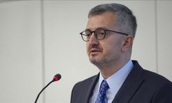 İletişim Başkanı Duran A Milli Erkek Basketbol Takımını Kutladı