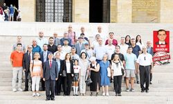 Balıkesirliler Ata’nın huzurunda
